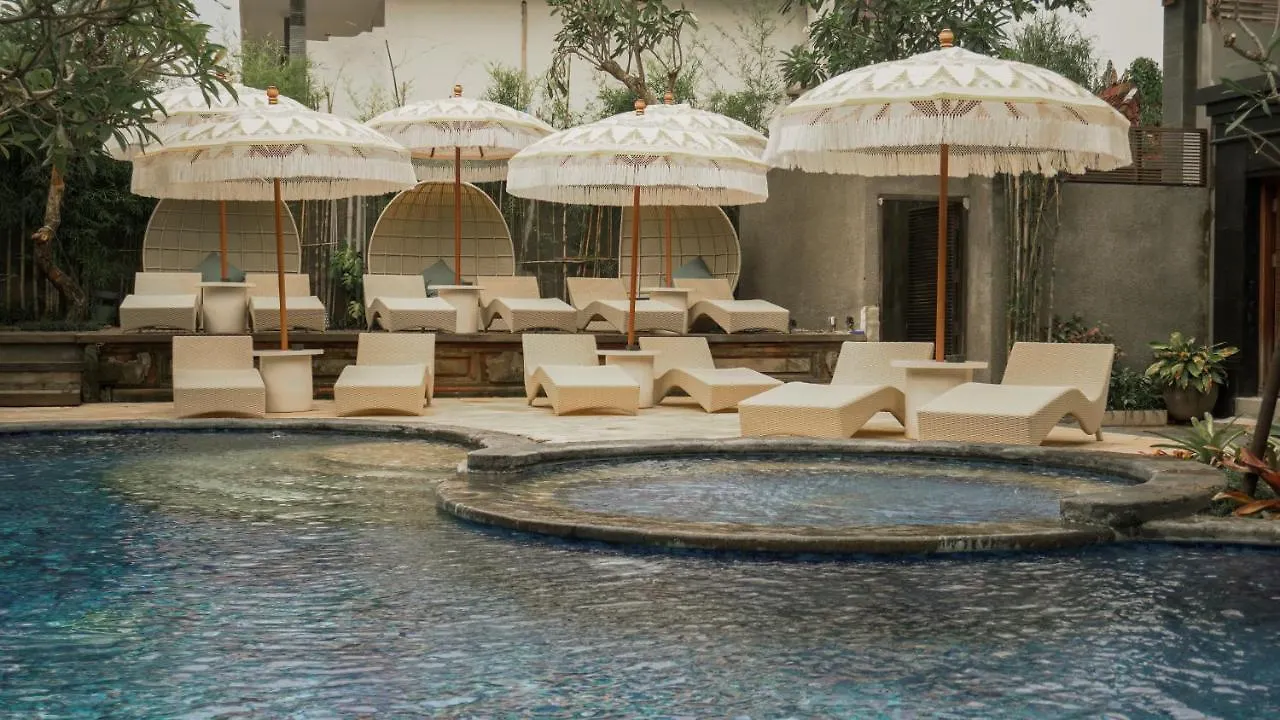 **** Курортный комплекс Annora Villas Seminyak Индонезия